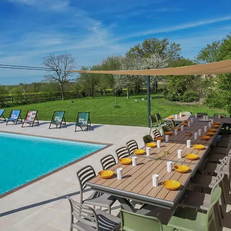 Villa Briauche 61 - Piscine Chauffee - Volley - 2h Paris - 45p *