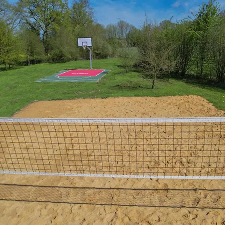 Briauche 61 - Piscine Chauffee - Volley - 2h Paris - 45p *